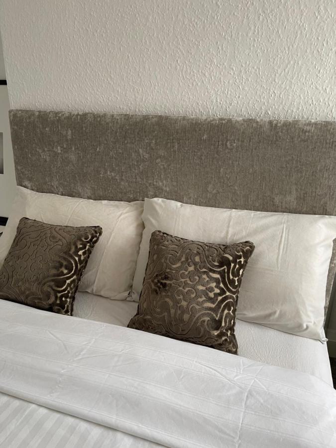 The Hyde Hendon Park Apartments In London المظهر الخارجي الصورة