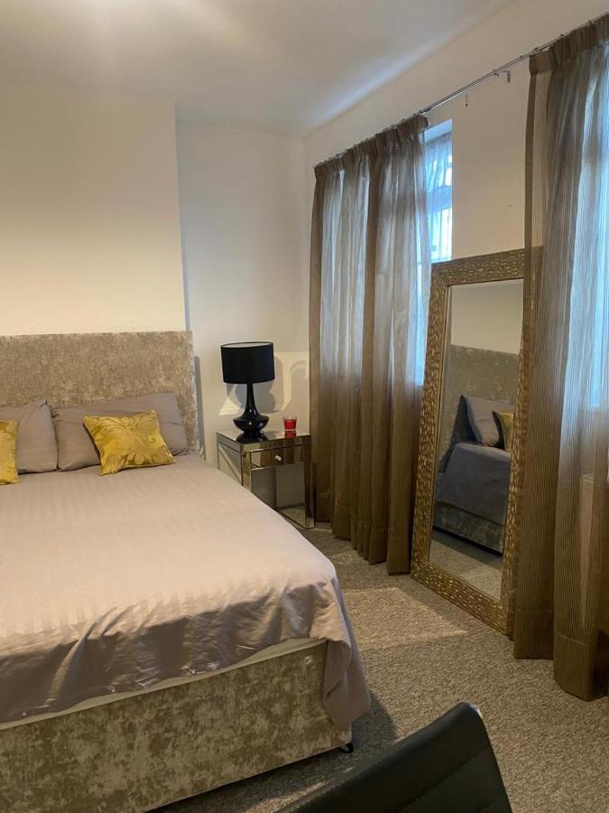 The Hyde Hendon Park Apartments In London المظهر الخارجي الصورة